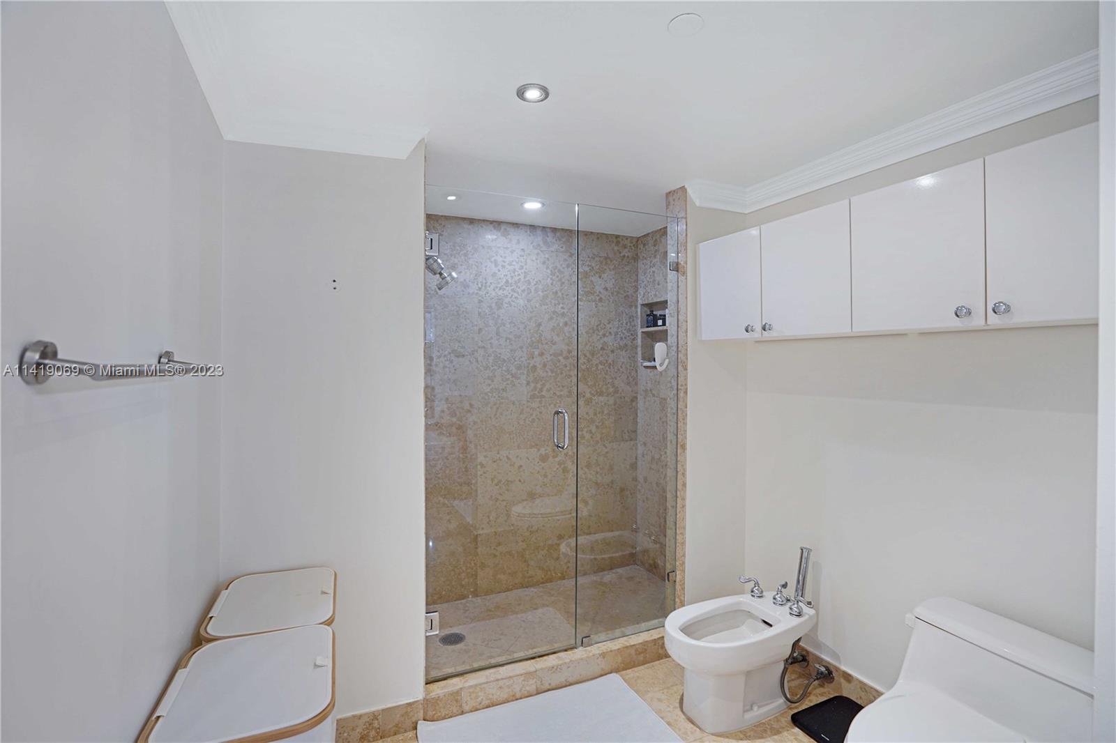 GREEN DIAMOND CONDO - Residential