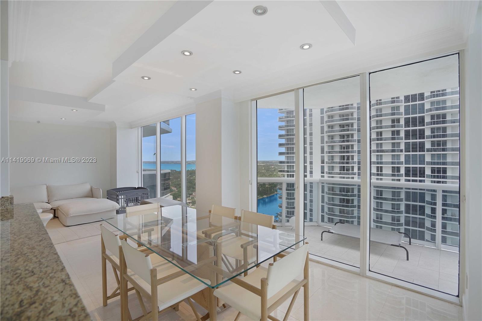 GREEN DIAMOND CONDO - Residential