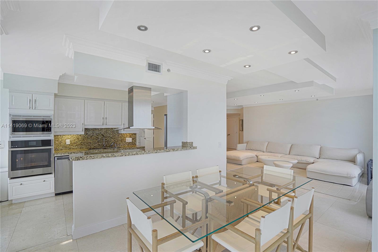 GREEN DIAMOND CONDO - Residential