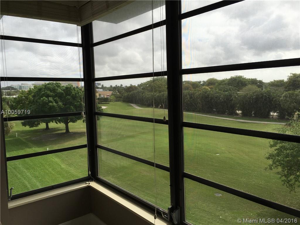 6 Of Whitehall Of Pine - Residential Lease