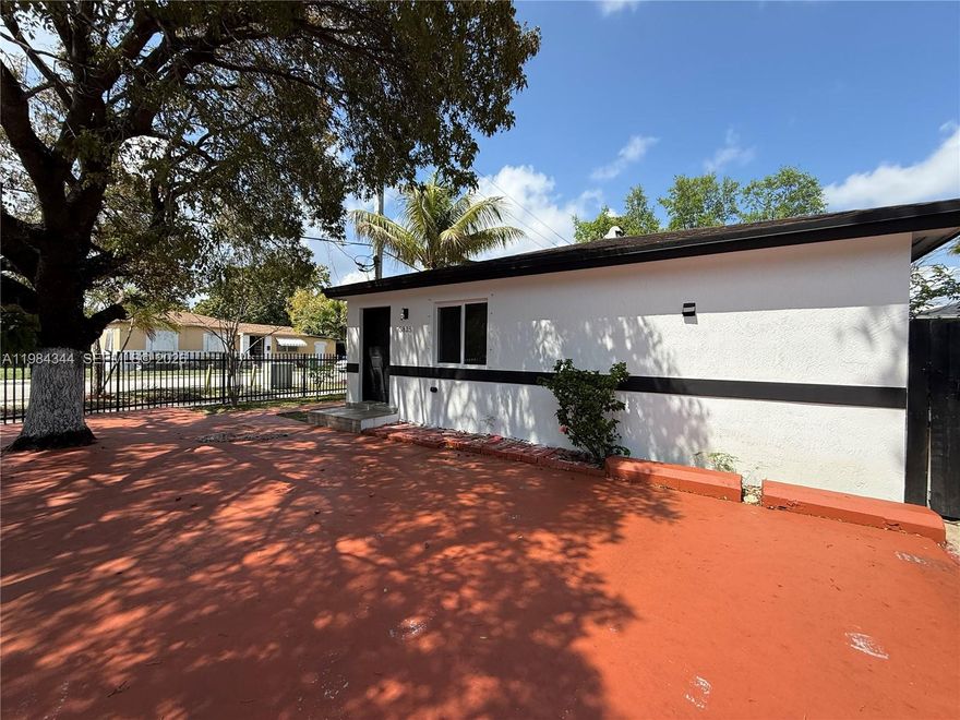 Spacious and well-maintained 2-bedroom, 1-bathroom duplex unit located in the N Miami Estates / Allapattah area. This unit features tile flooring throughout, a functional layout, and ample closet space. Property sits on a corner lot and offers separate water and electric meters, enjoy in unit washer and dryer for added convenience.

Fast Approval. Centrally located, ideal for tenants seeking Convenience and easy access to major highways: SR-112, I-95, and SR-836, and just minutes from Downtown Miami, shopping, dining, and public transportation