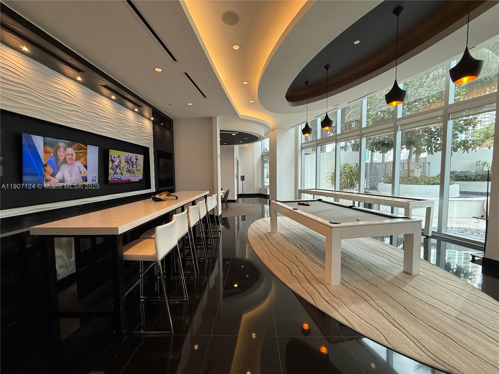 PARAMOUNT MIAMI WORLDCENT - Residential