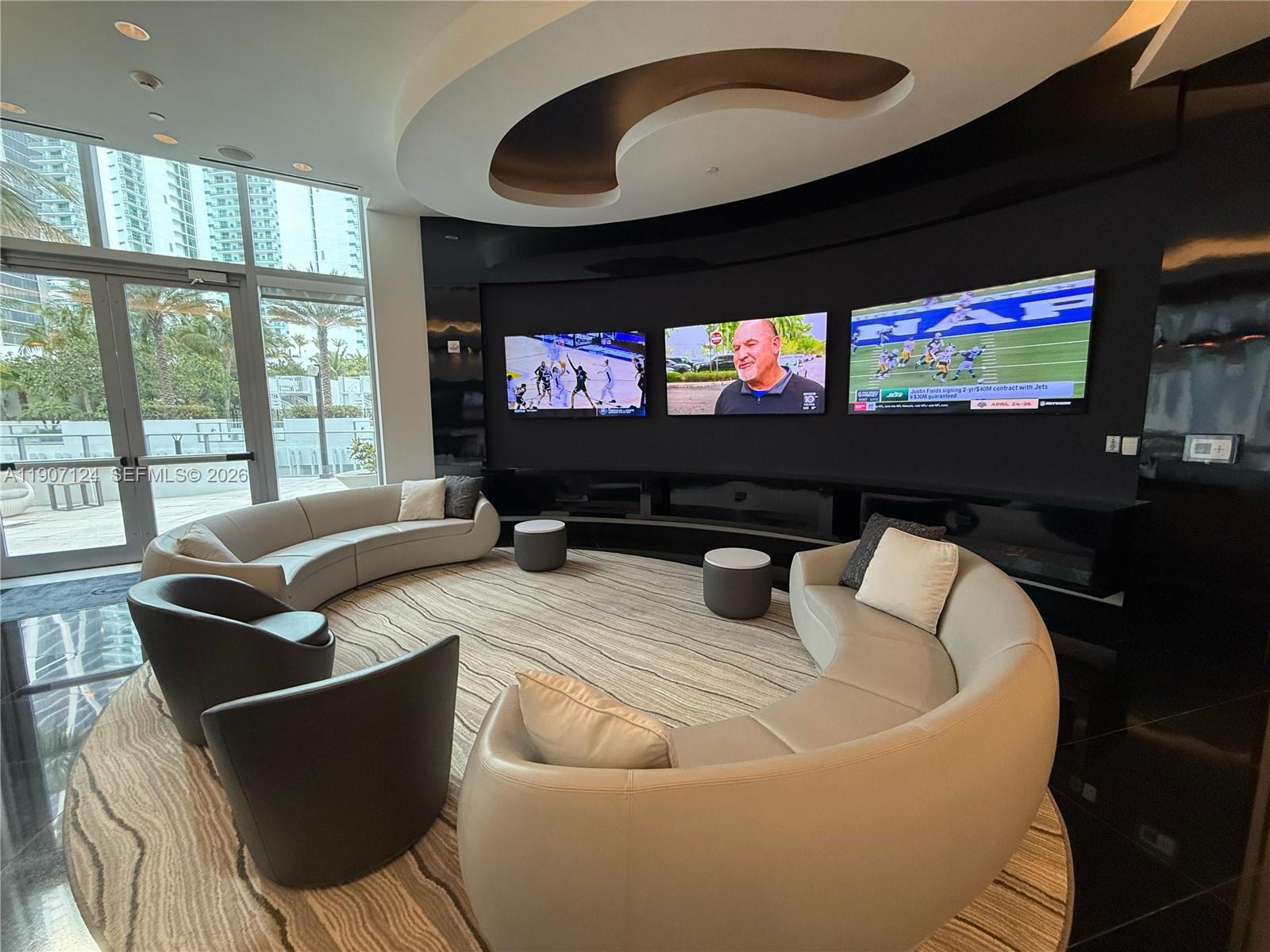 PARAMOUNT MIAMI WORLDCENT - Residential