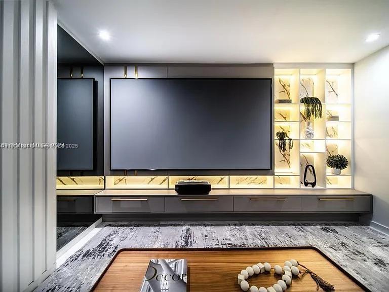 PARAMOUNT MIAMI WORLDCENT - Residential