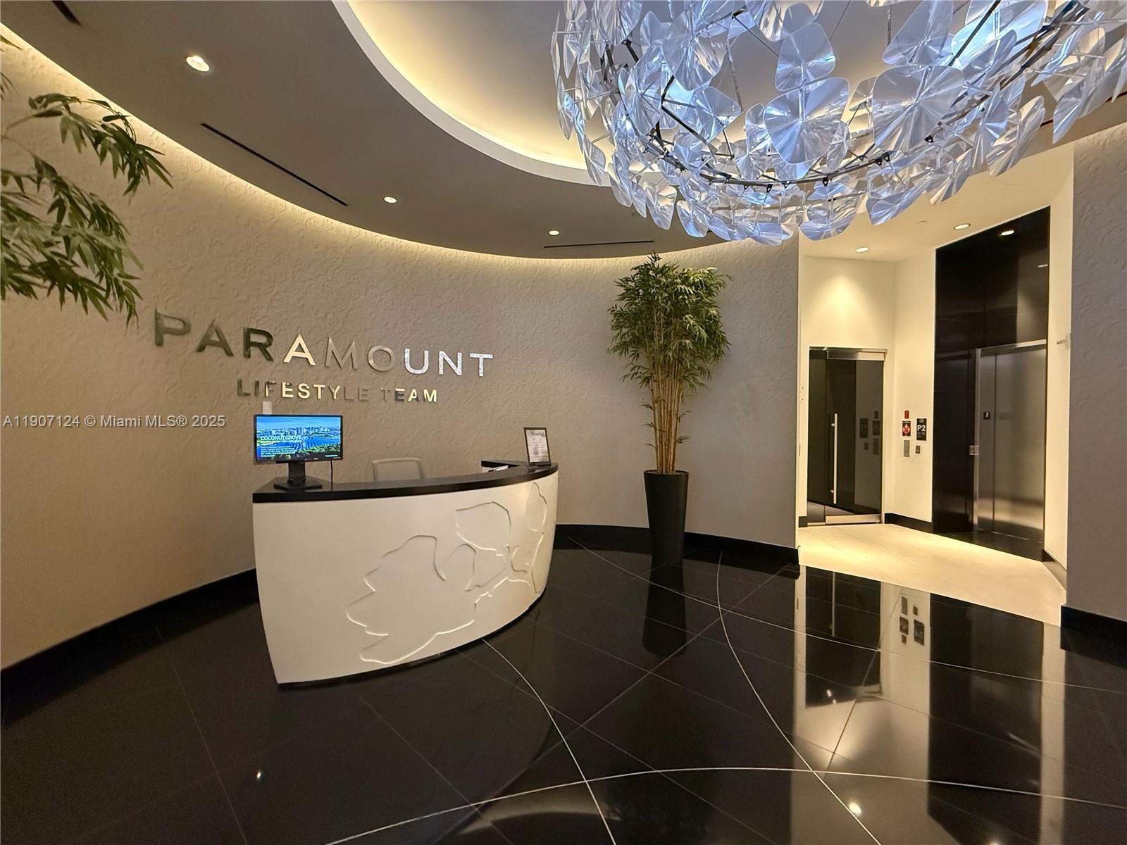 PARAMOUNT MIAMI WORLDCENT - Residential