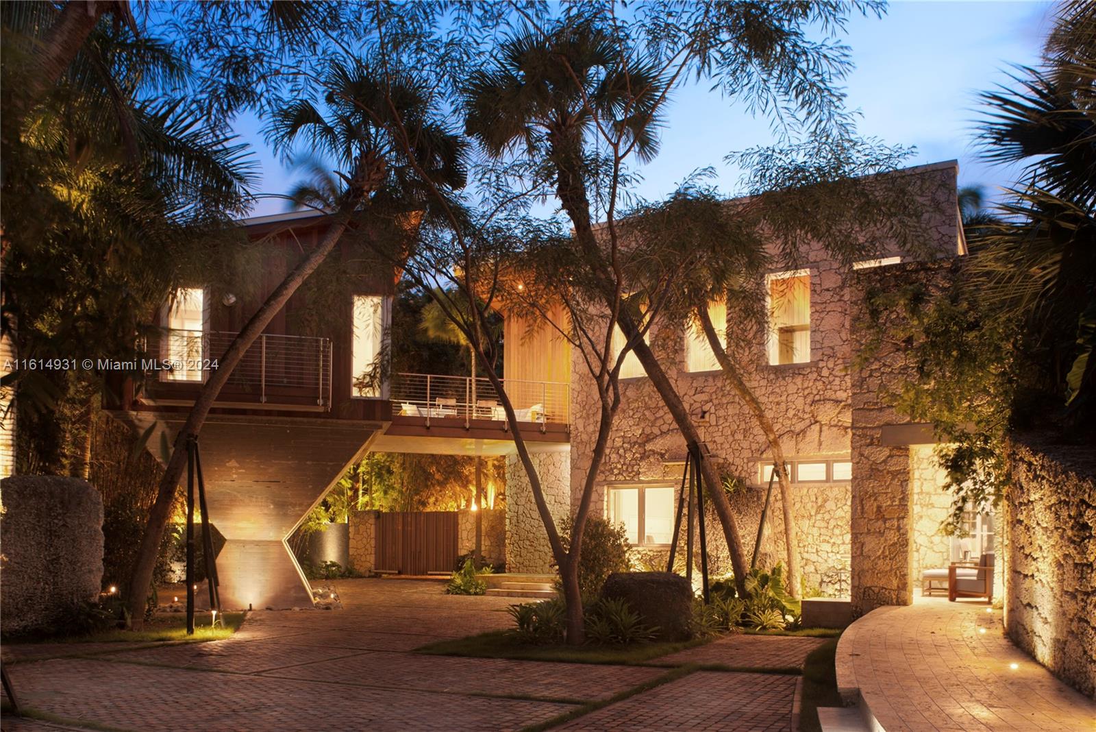 BANYAN RIDGE CONDO - Residential