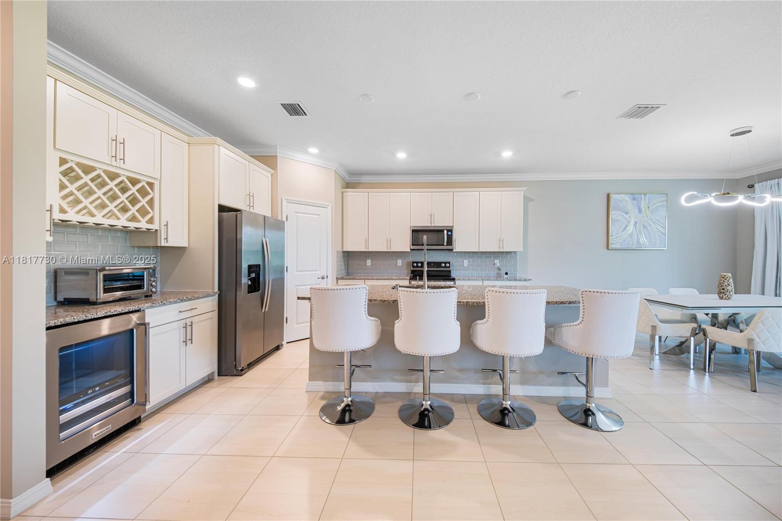 8160 NW 78th St