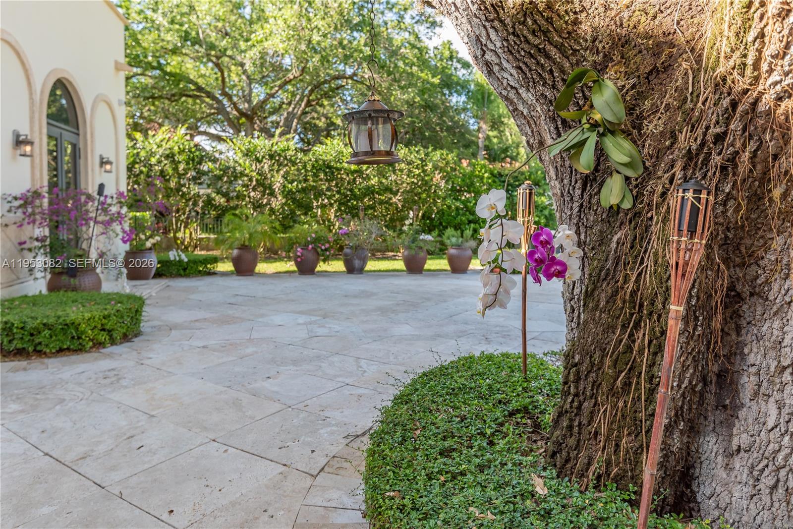 MARTIN SUBURBAN ACRES - Residential