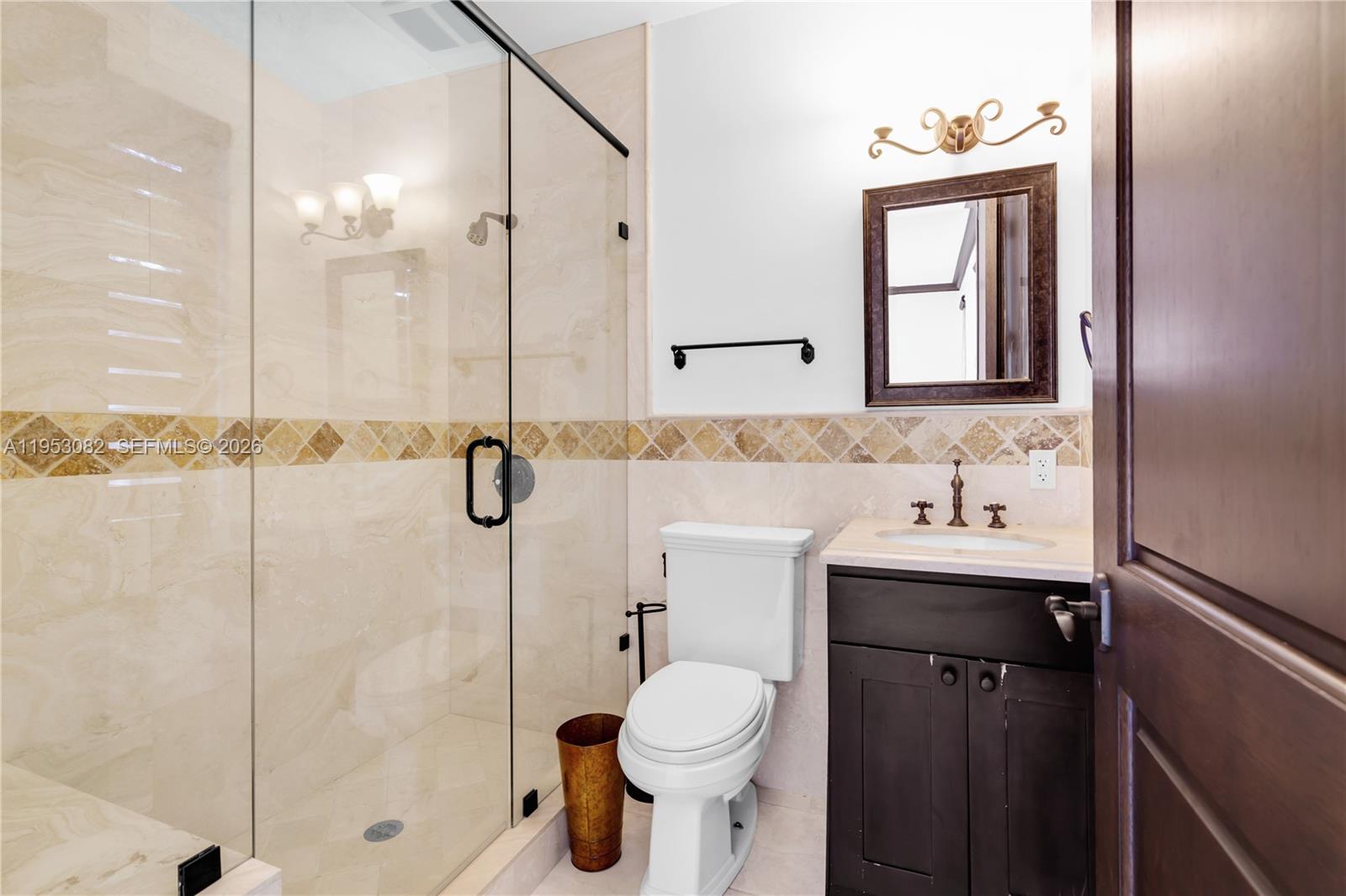 MARTIN SUBURBAN ACRES - Residential