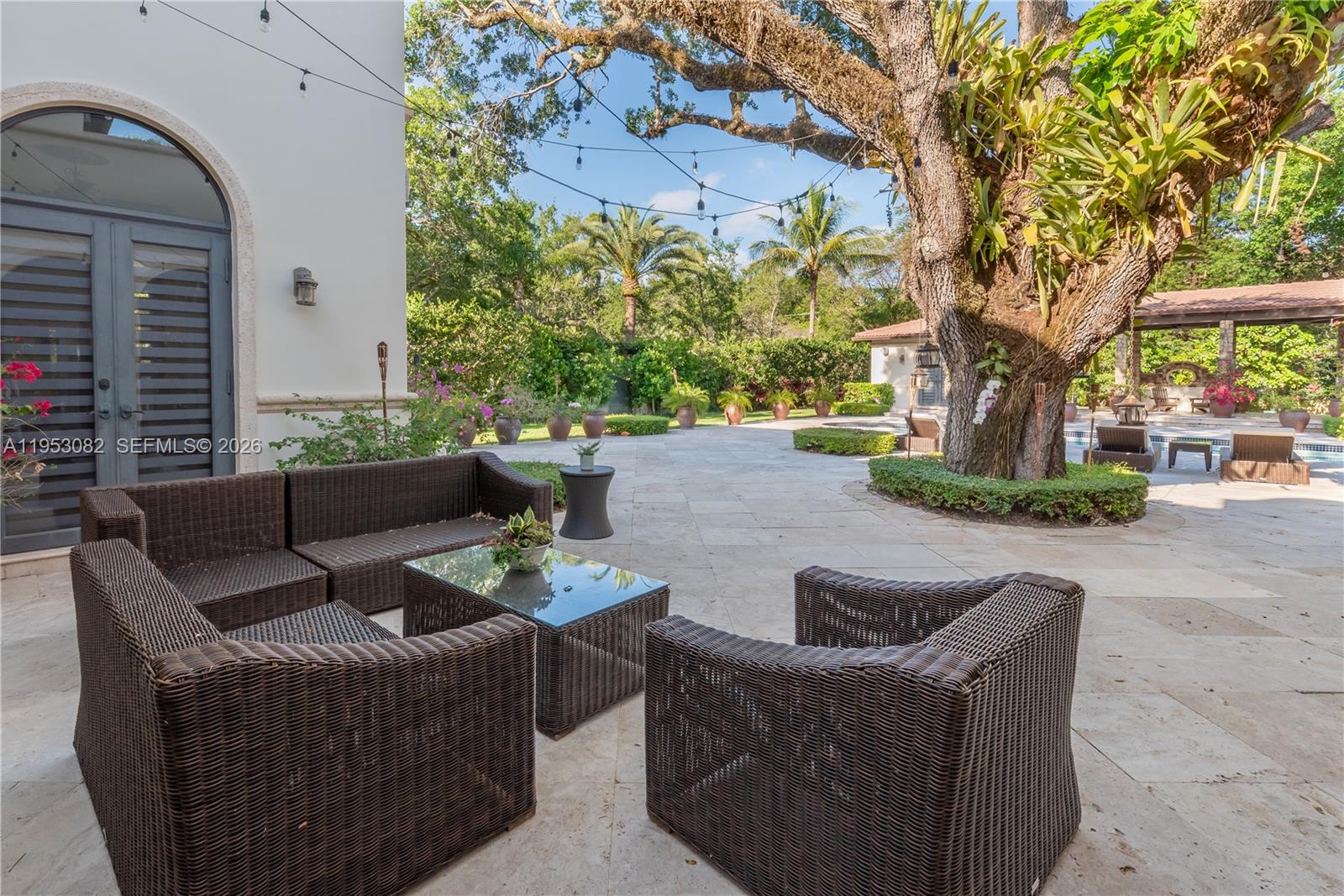 MARTIN SUBURBAN ACRES - Residential