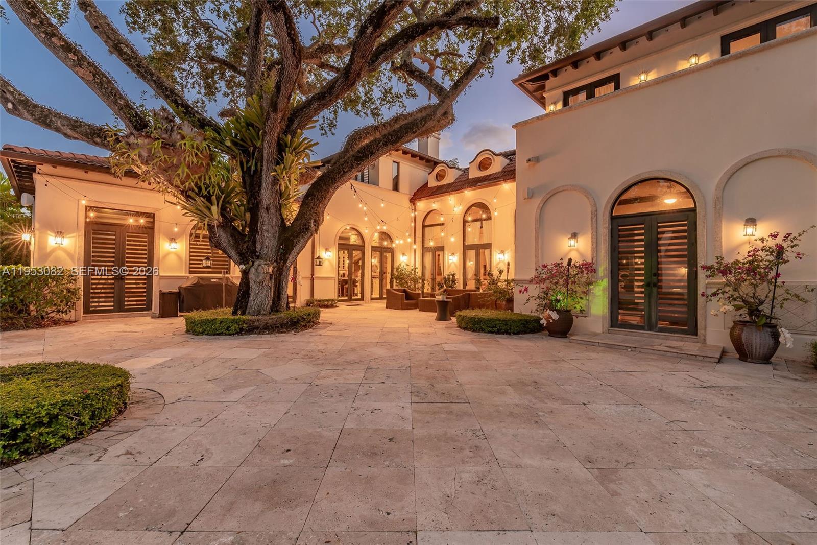 MARTIN SUBURBAN ACRES - Residential