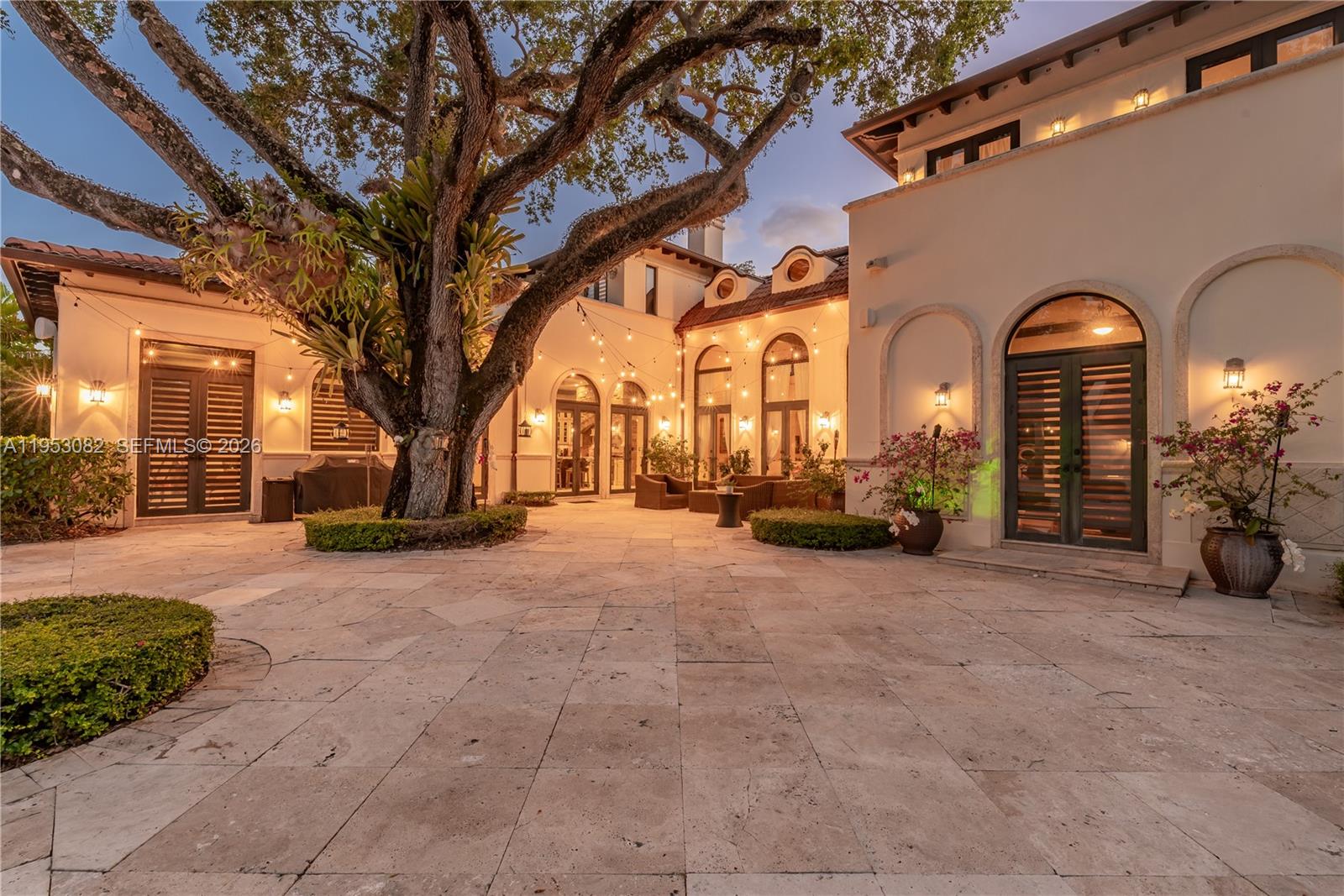 MARTIN SUBURBAN ACRES - Residential