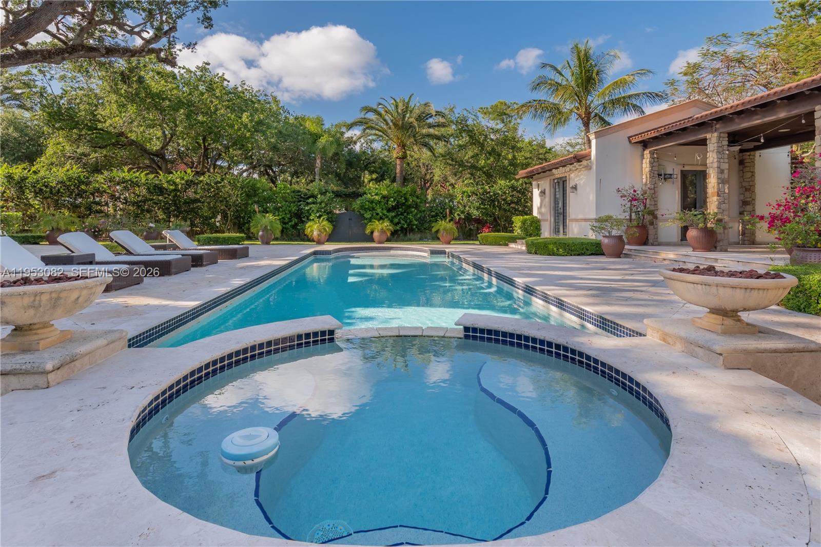 MARTIN SUBURBAN ACRES - Residential