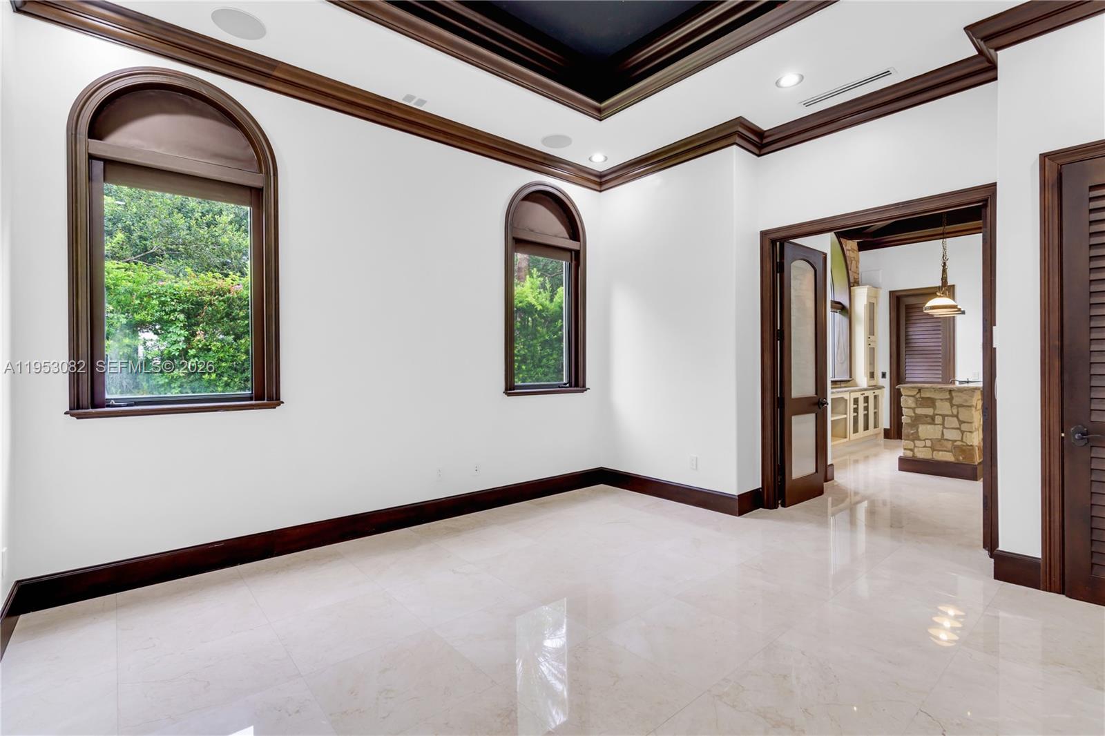 MARTIN SUBURBAN ACRES - Residential