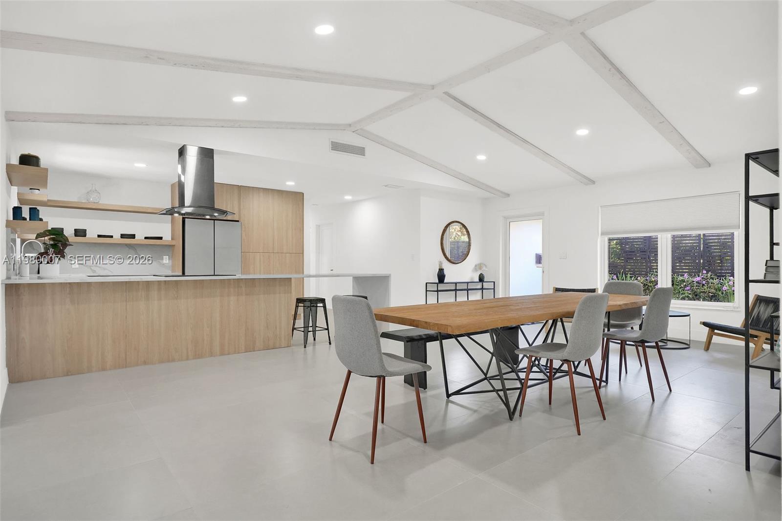 MANOR GROVE - Residential