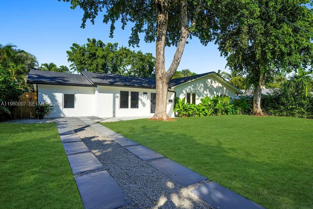 MANOR GROVE - Residential