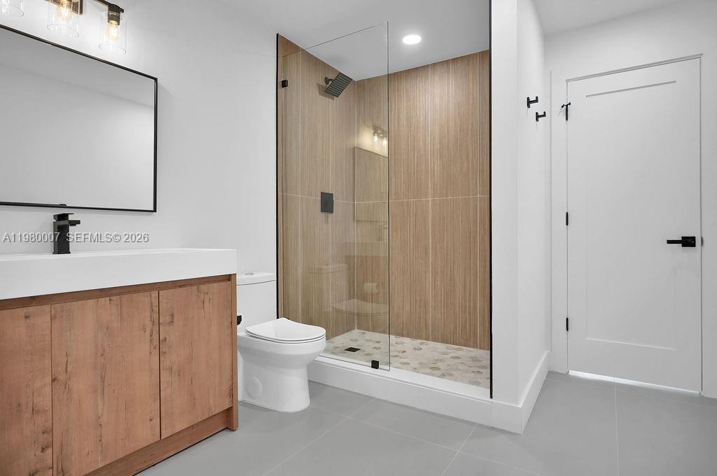 MANOR GROVE - Residential