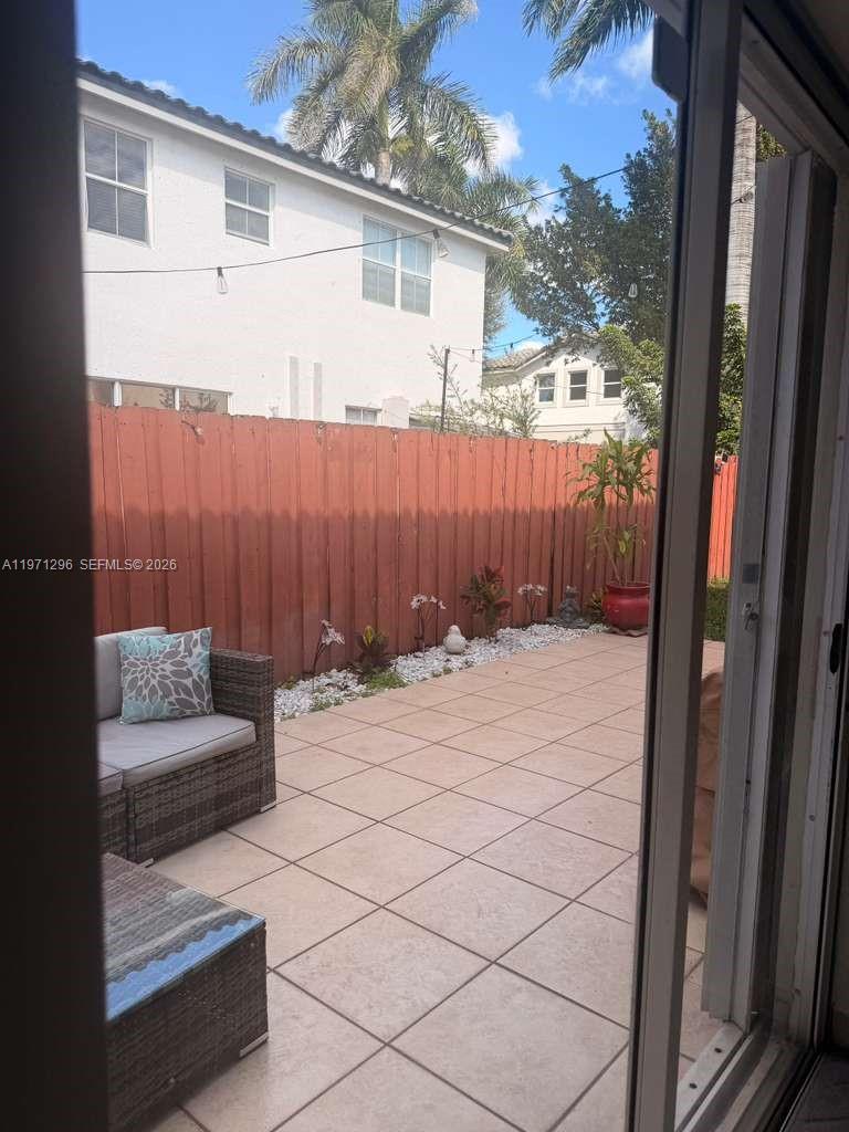 THE RESERVE AT DORAL - Residential Lease