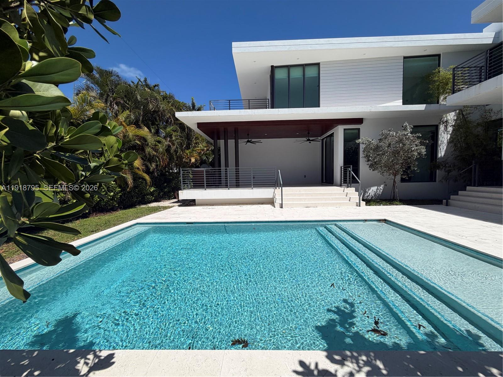 BISCAYNE KEY ESTATES - Residential