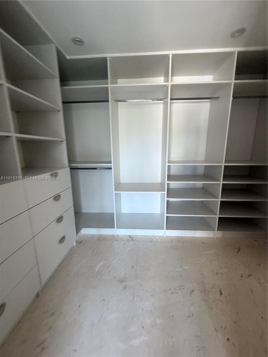 BISCAYNE KEY ESTATES - Residential