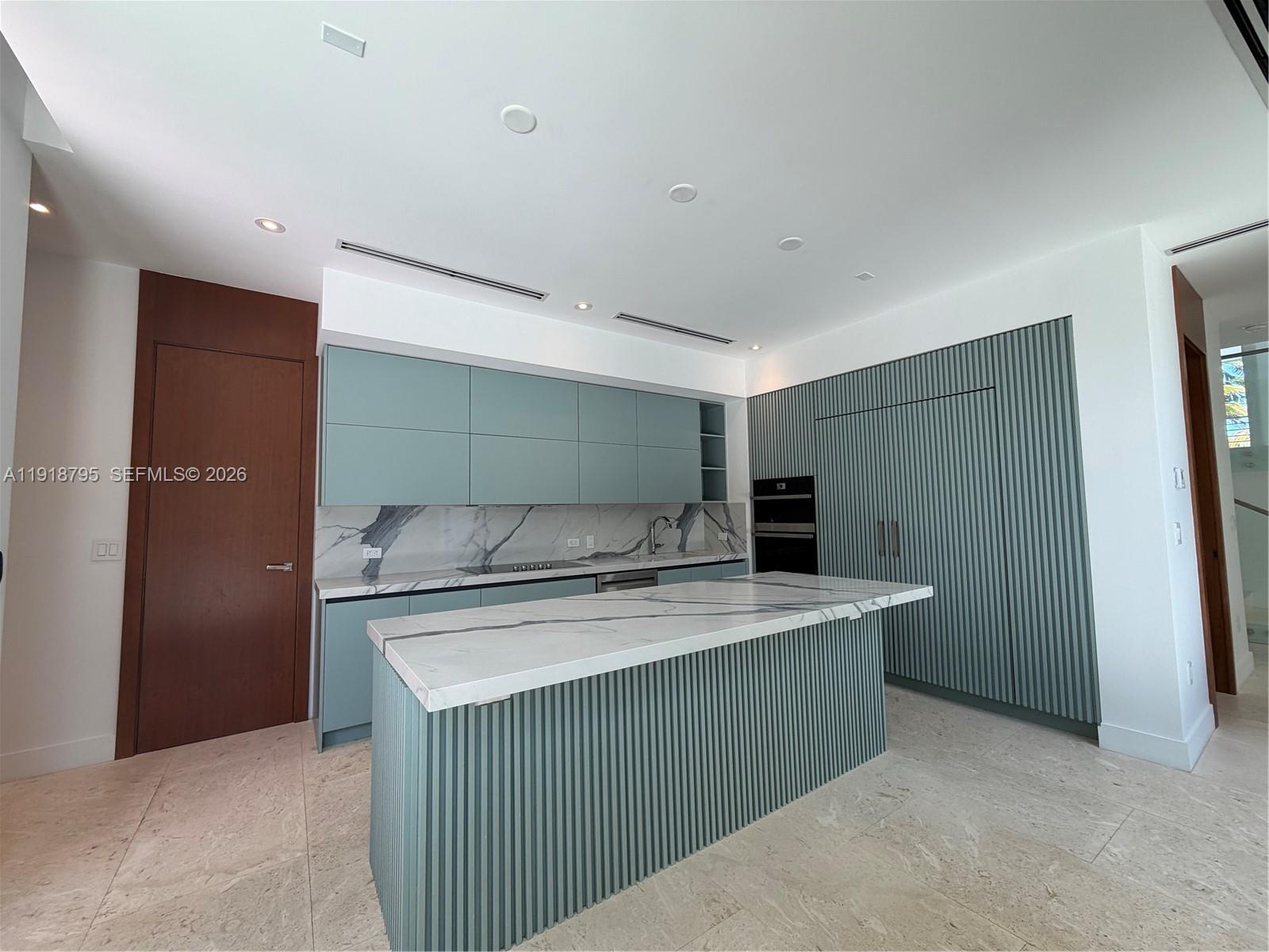 BISCAYNE KEY ESTATES - Residential