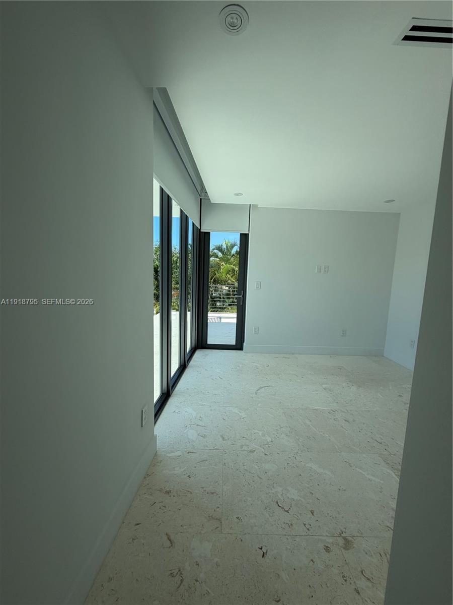 BISCAYNE KEY ESTATES - Residential