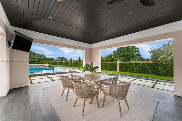 CORAL GABLES COUNTRY CLUB - Residential
