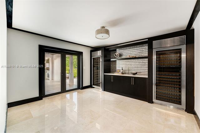 CORAL GABLES COUNTRY CLUB - Residential