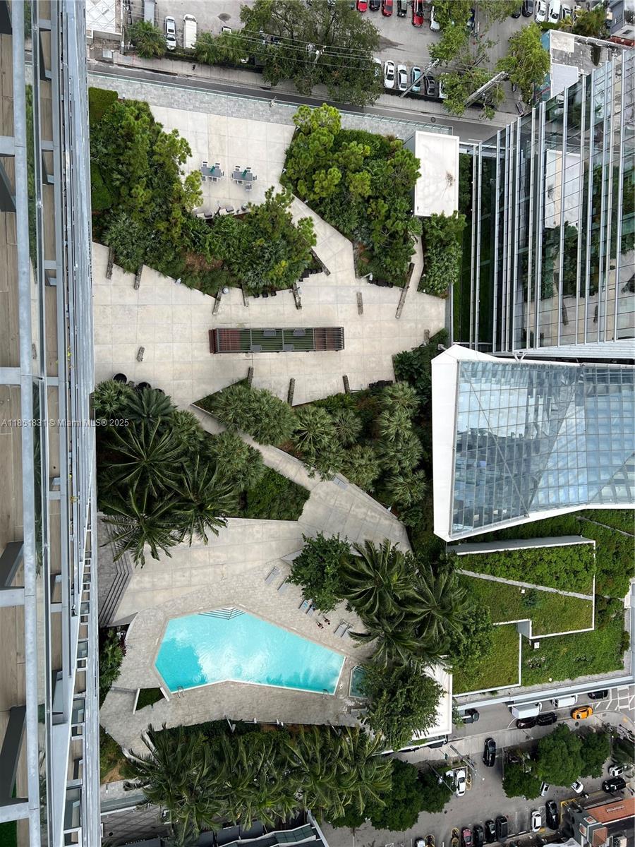 RISE CONDO - Residential Lease