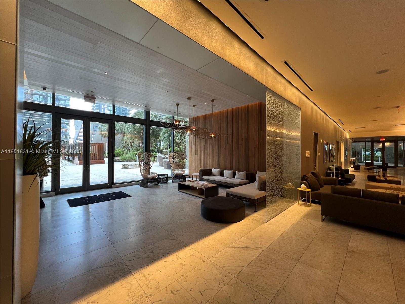 RISE CONDO - Residential Lease