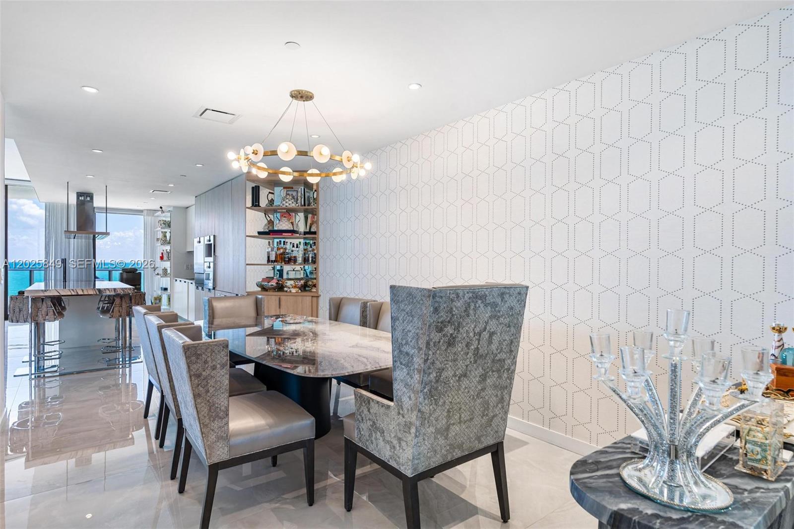 Ritz-Carlton Residences - Residential