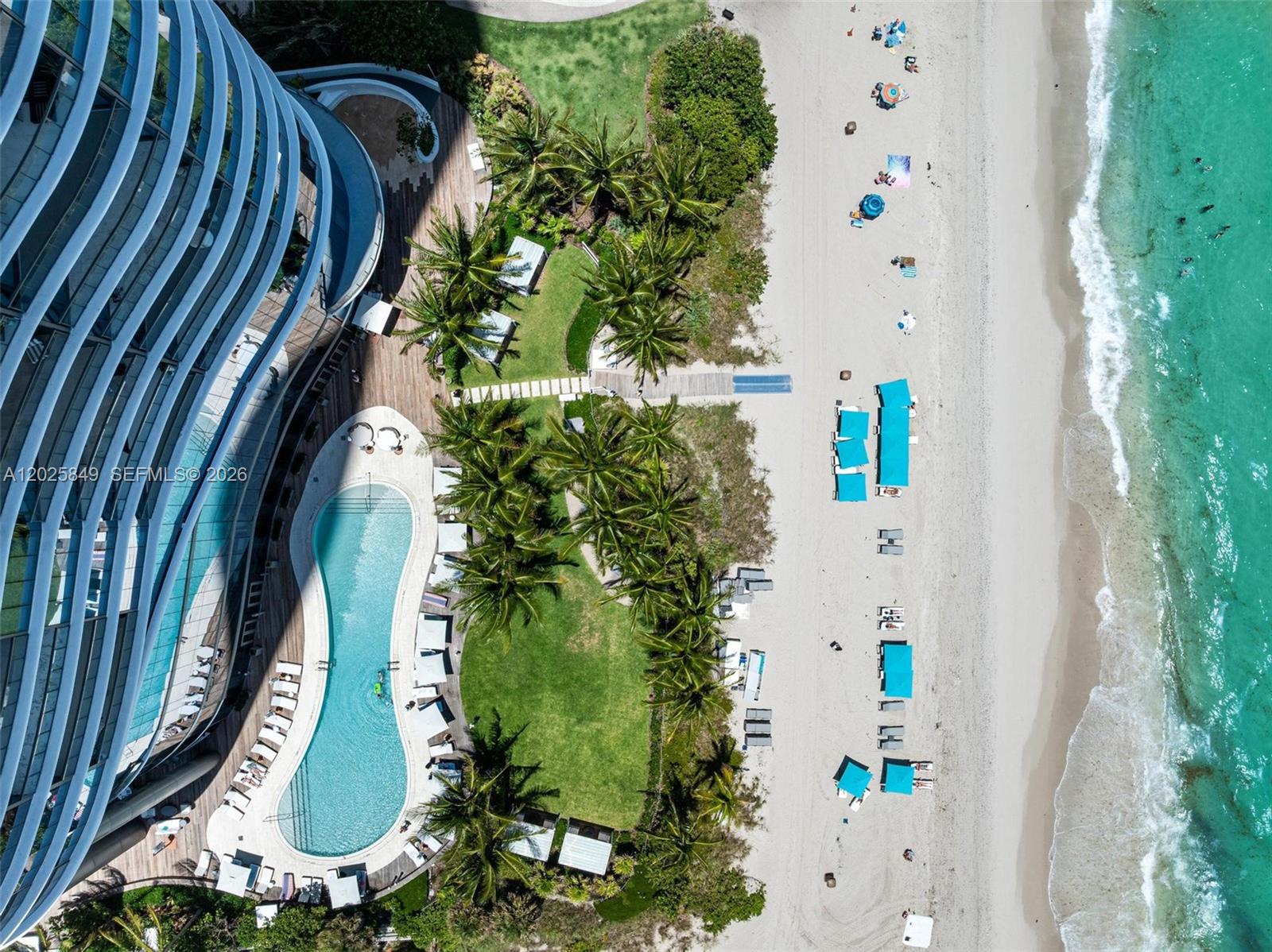 Ritz-Carlton Residences - Residential