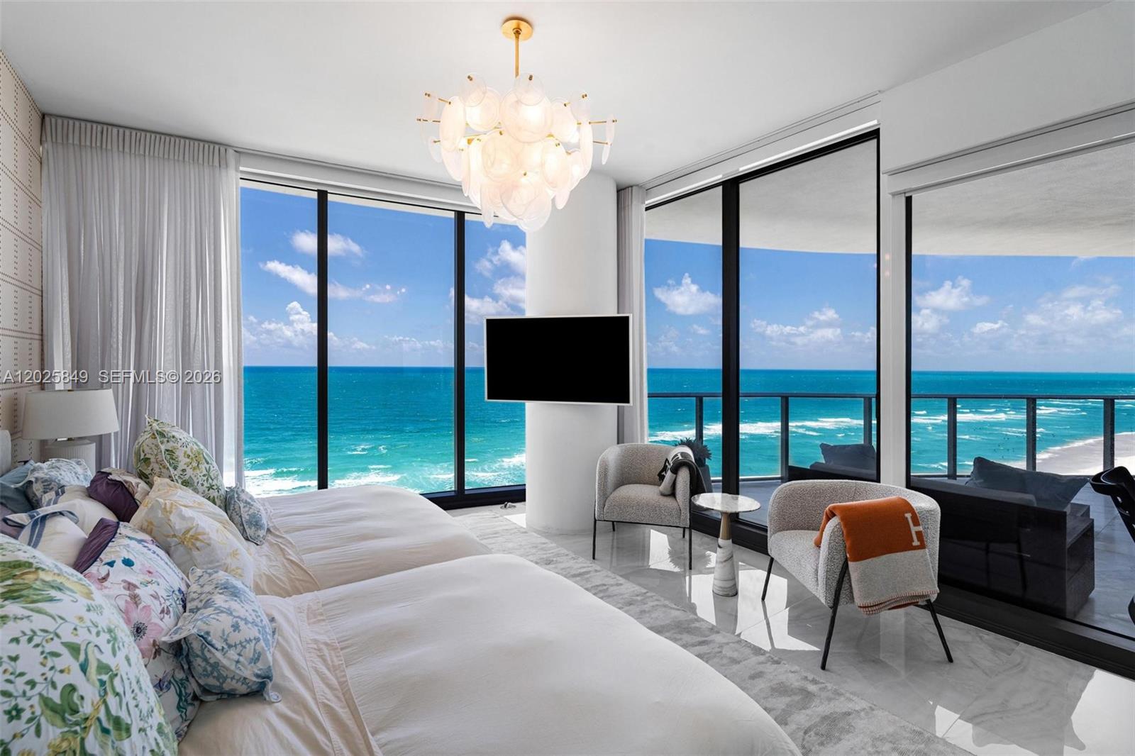 Ritz-Carlton Residences - Residential