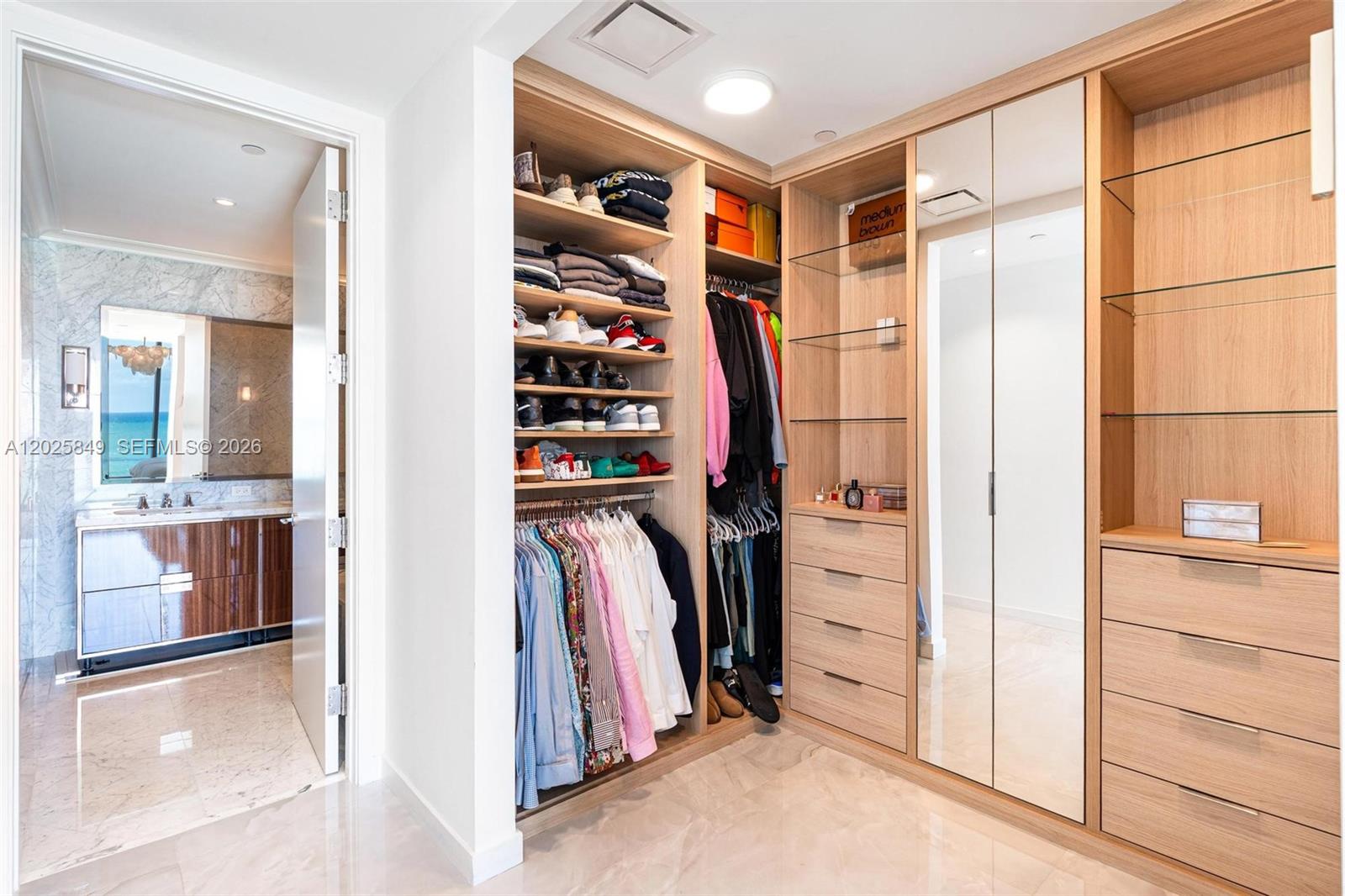 Ritz-Carlton Residences - Residential