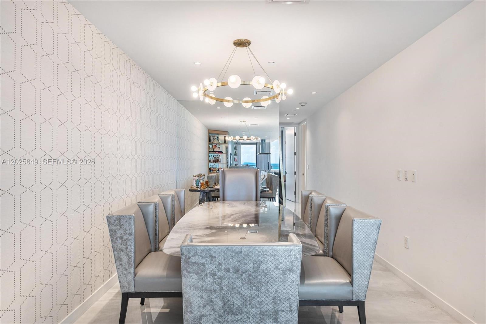 Ritz-Carlton Residences - Residential
