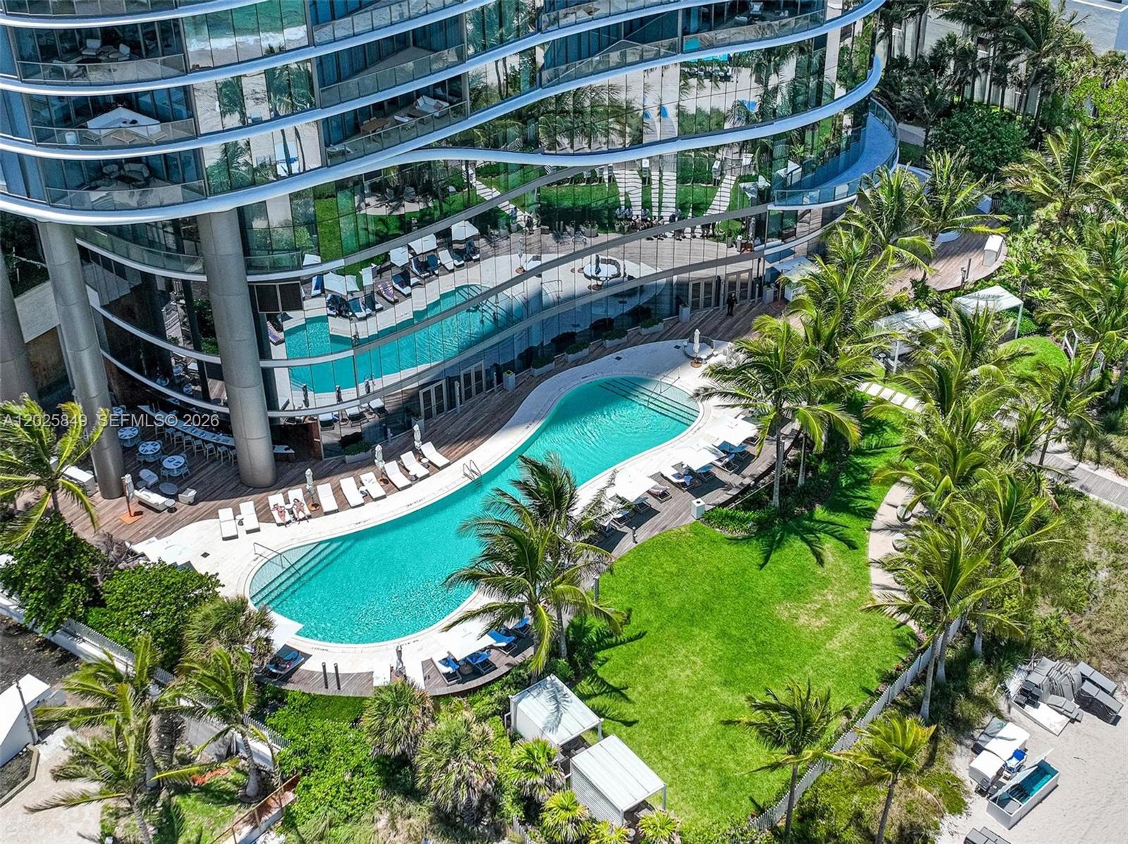 Ritz-Carlton Residences - Residential