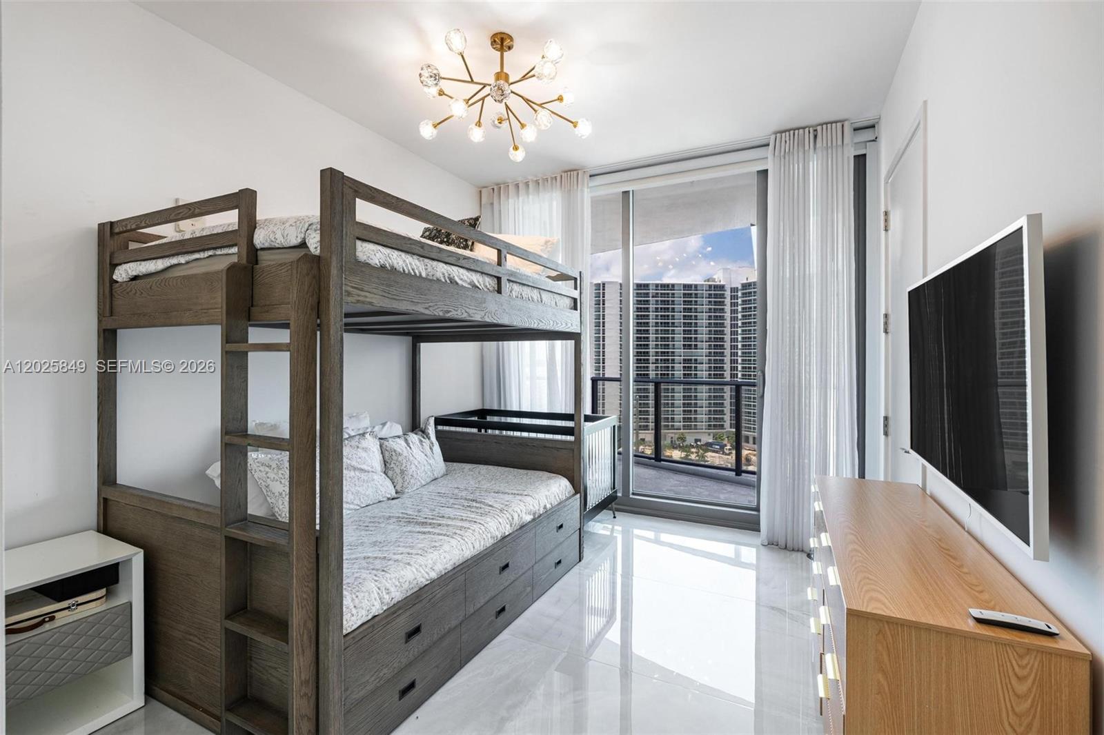 Ritz-Carlton Residences - Residential