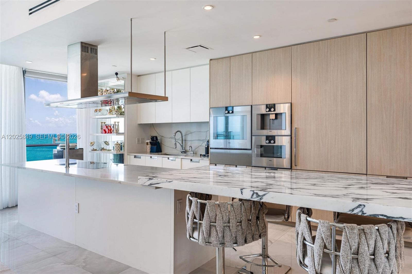 Ritz-Carlton Residences - Residential