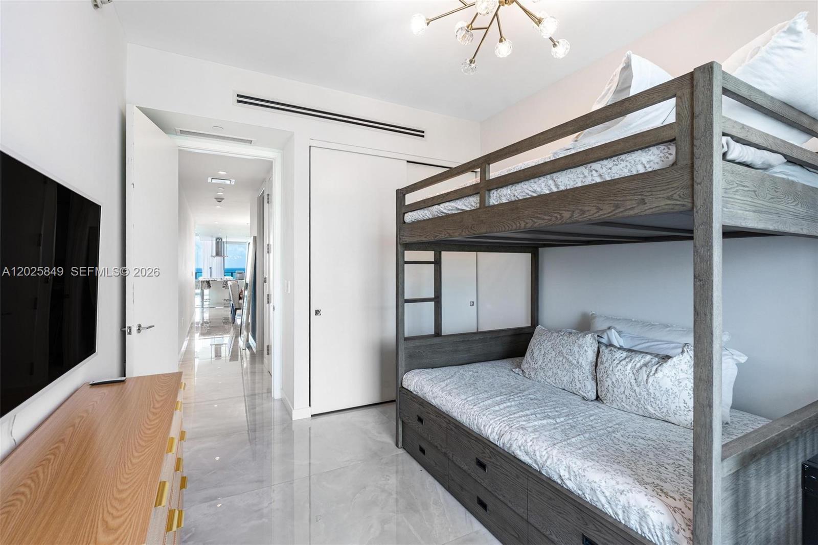Ritz-Carlton Residences - Residential