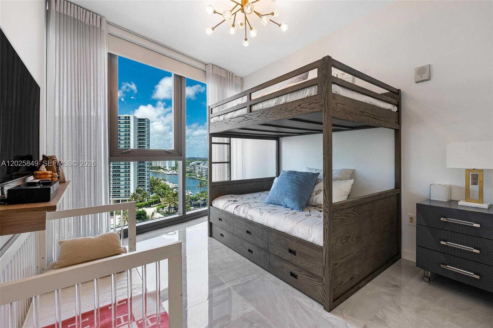Ritz-Carlton Residences - Residential