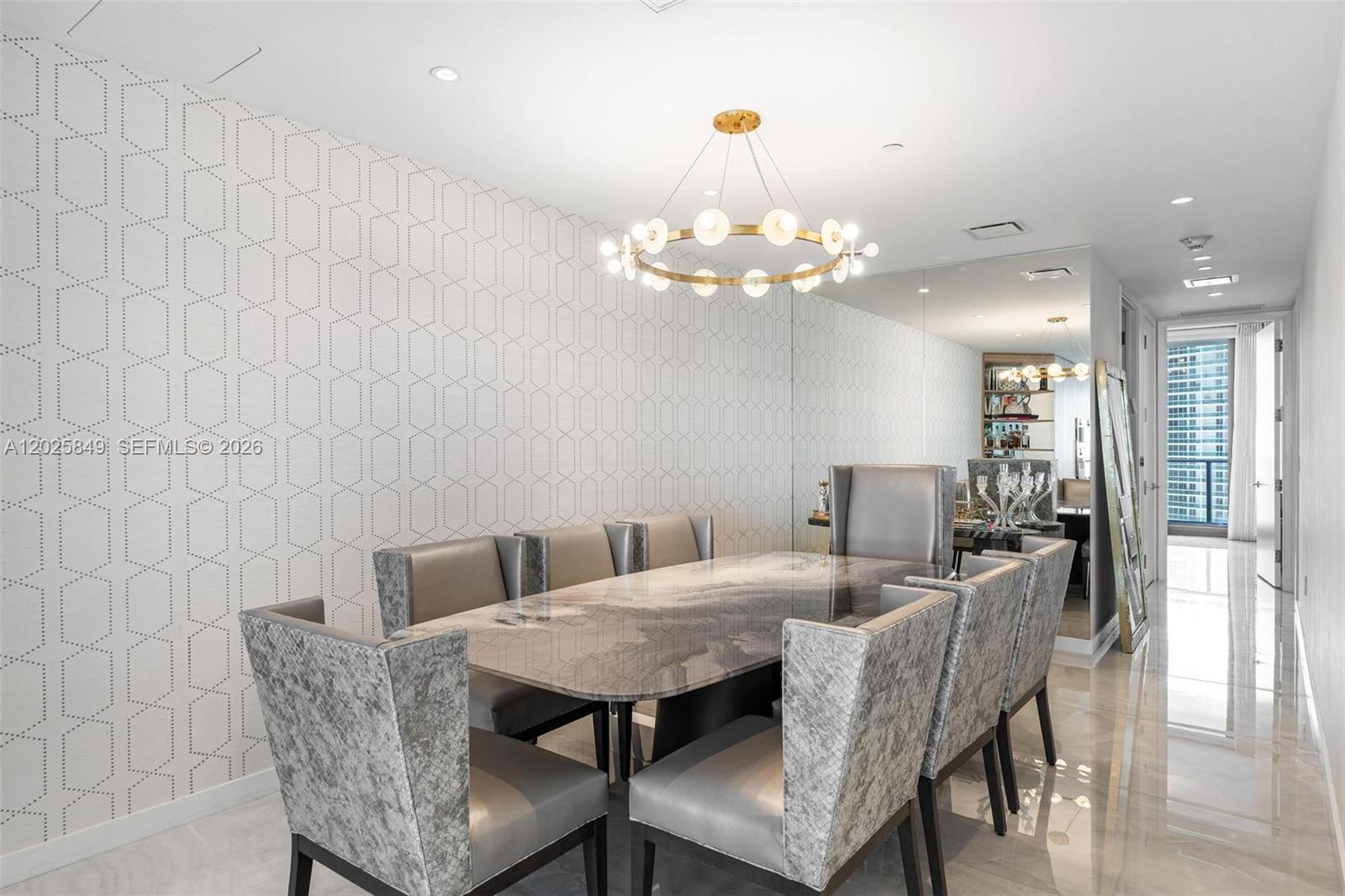 Ritz-Carlton Residences - Residential