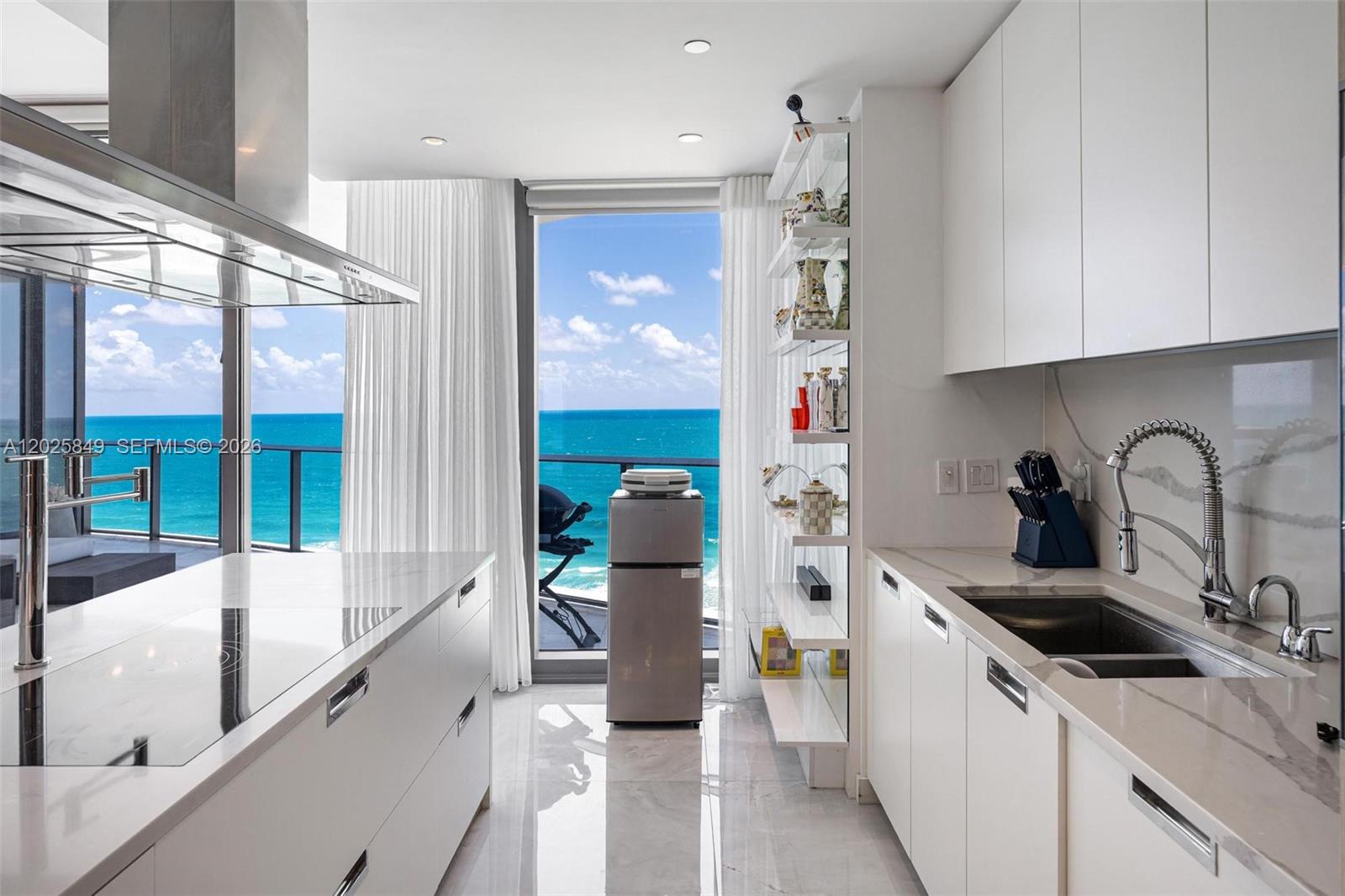 Ritz-Carlton Residences - Residential