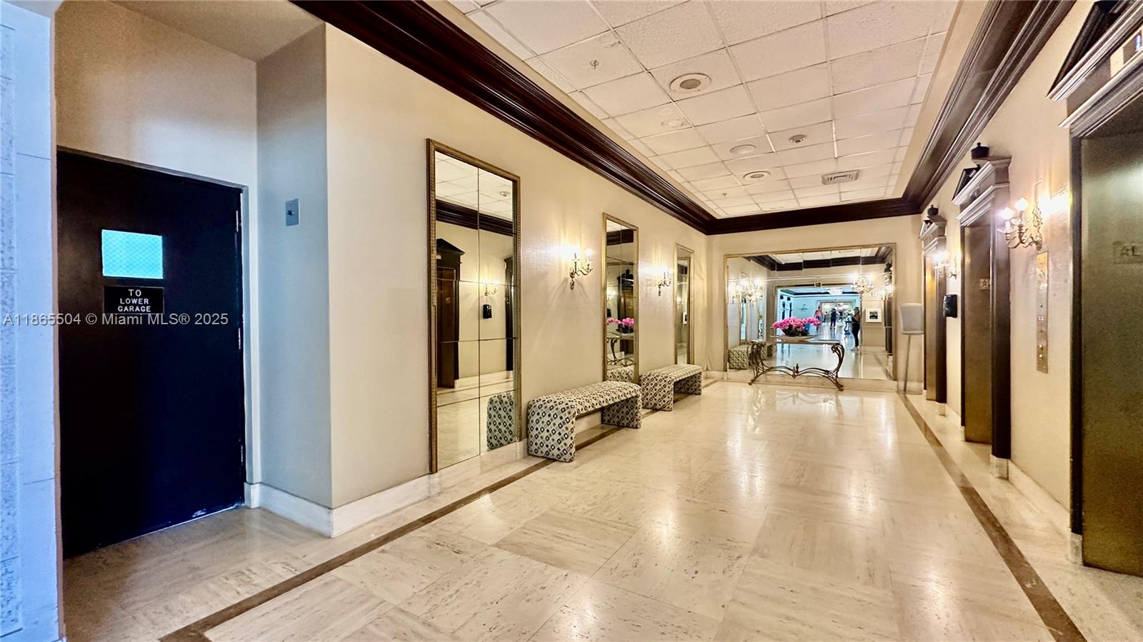 PARKER PLAZA ESTATES COND - Residential Lease