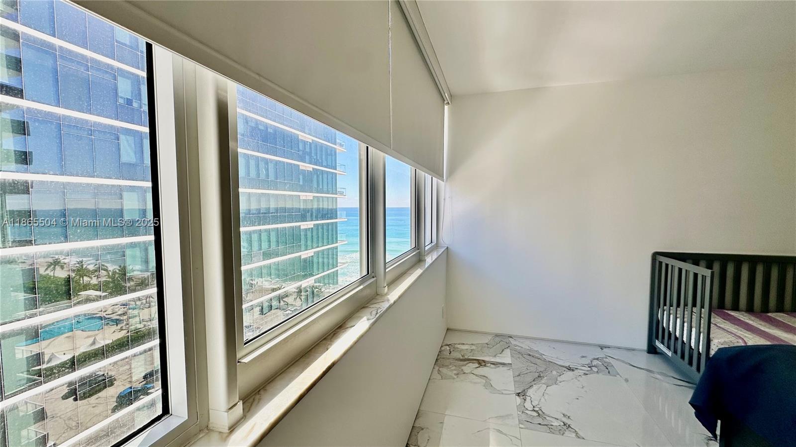 PARKER PLAZA ESTATES COND - Residential Lease