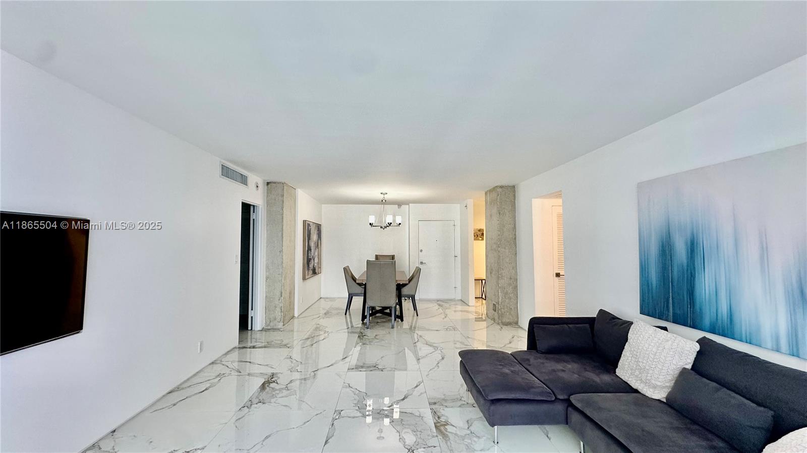 PARKER PLAZA ESTATES COND - Residential Lease