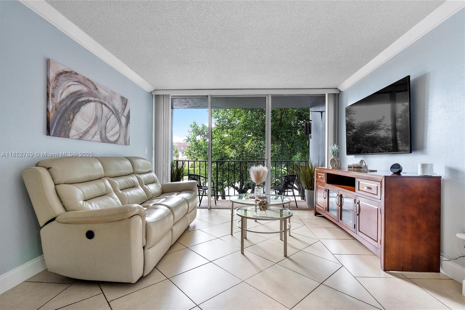 8841 W Flagler St 212