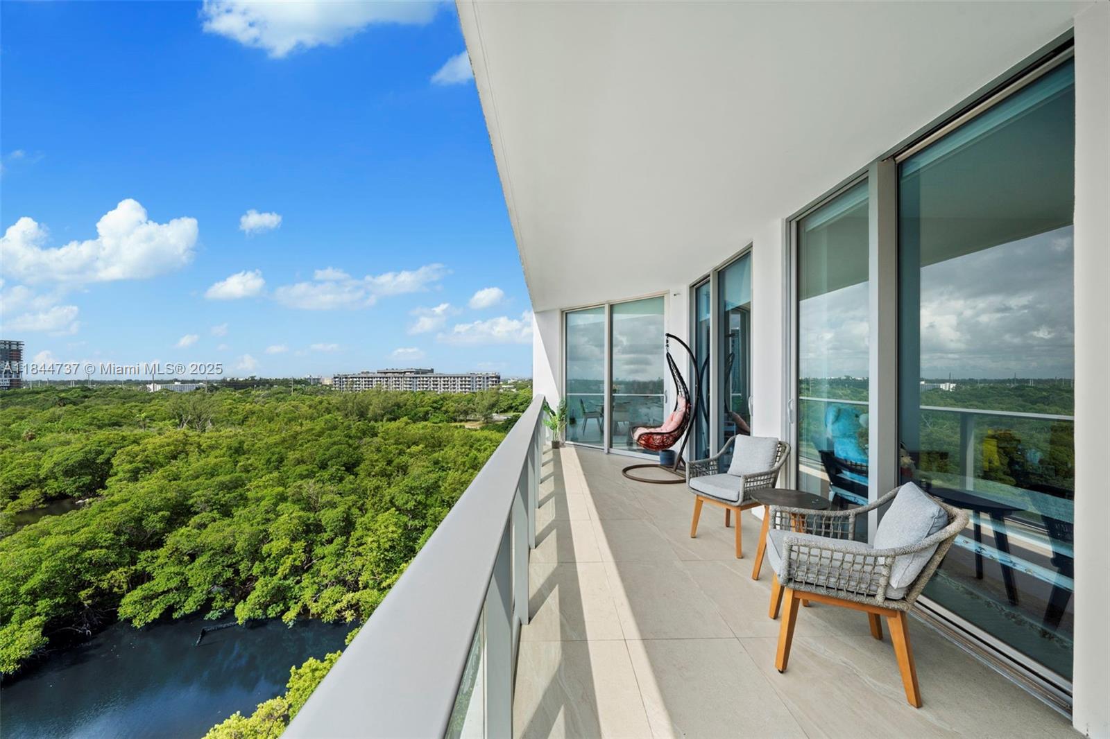 MARINA PALMS RESIDENCES S - Residential Lease