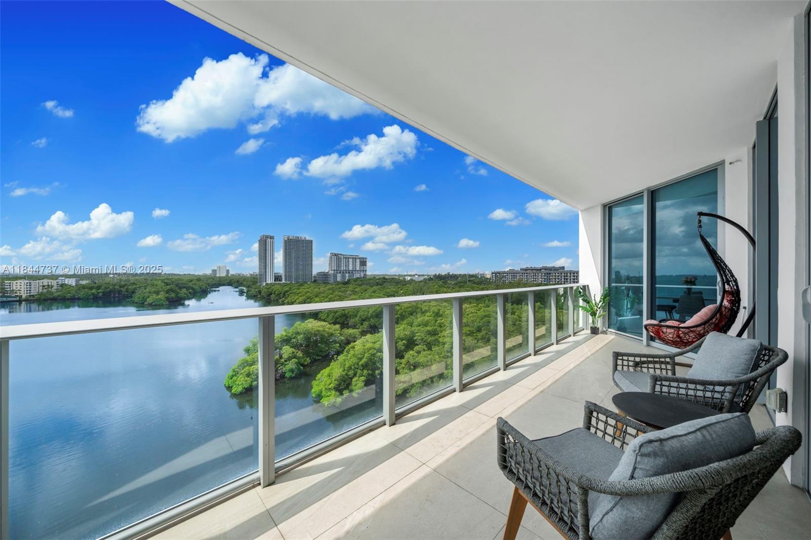 MARINA PALMS RESIDENCES S - Residential Lease