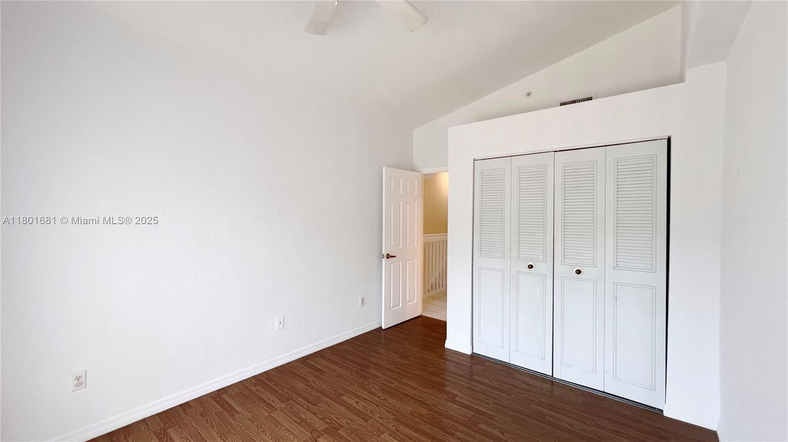 781 SW 148 AV 1513