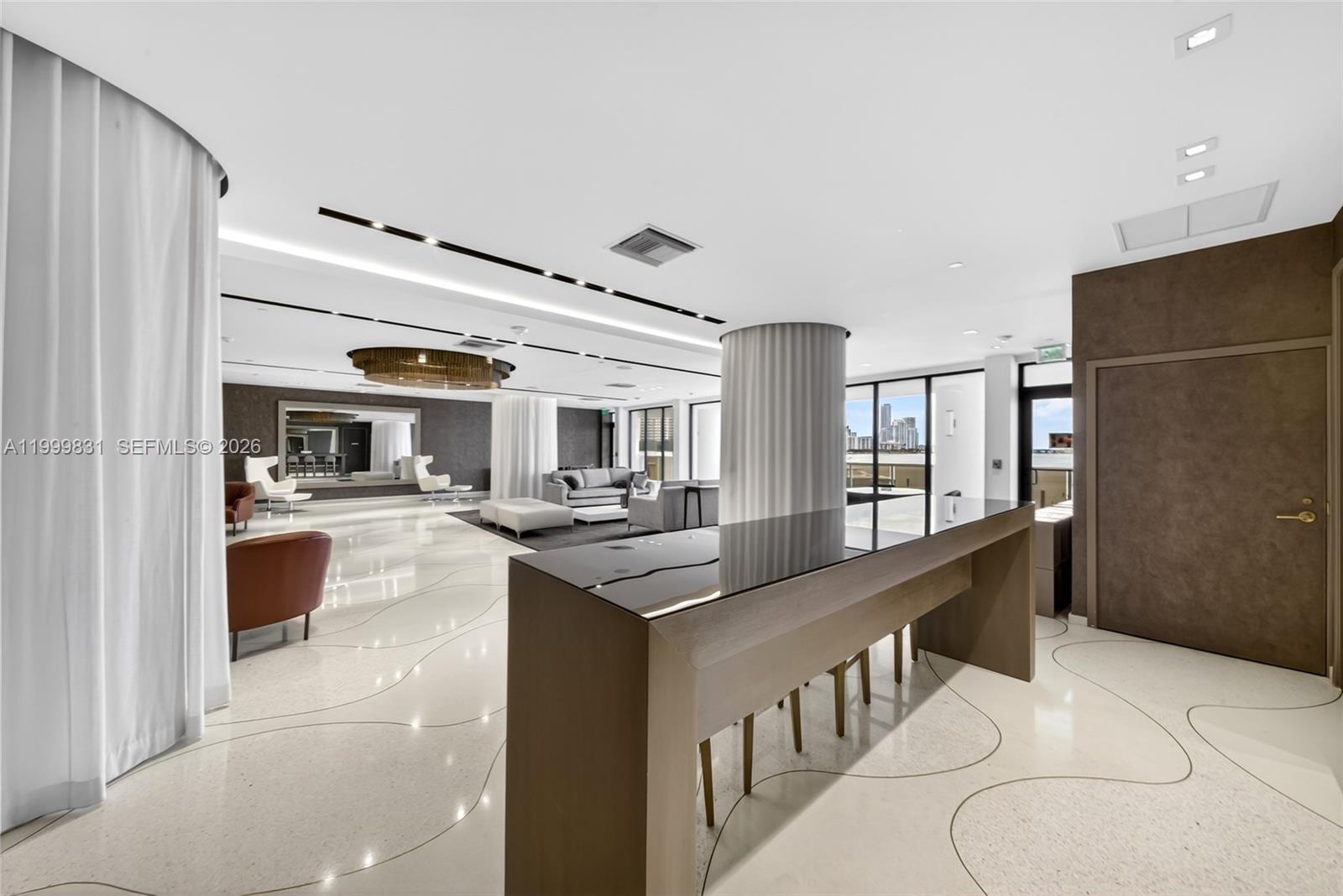 NINE ISLAND AVENUE CONDO - Residential